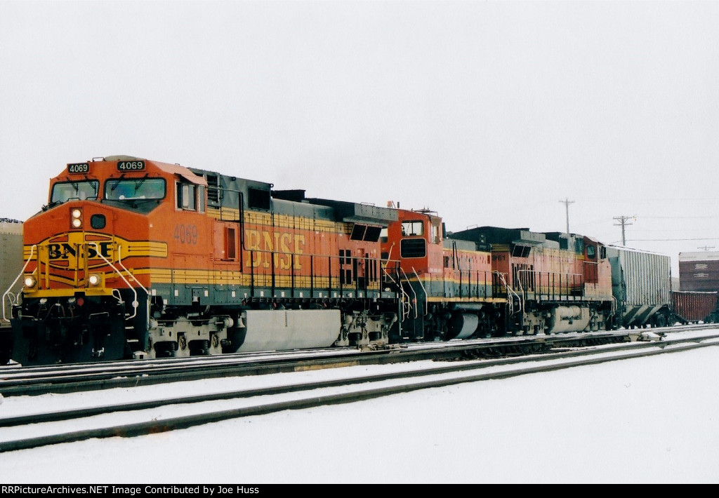 BNSF 4069 West